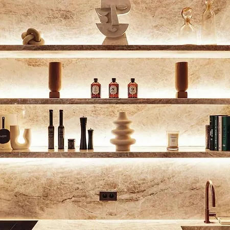 Saint-romain Luxury *
