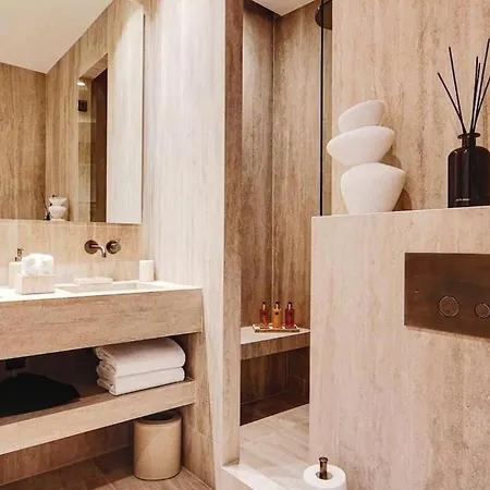 Saint-romain Luxury Paris