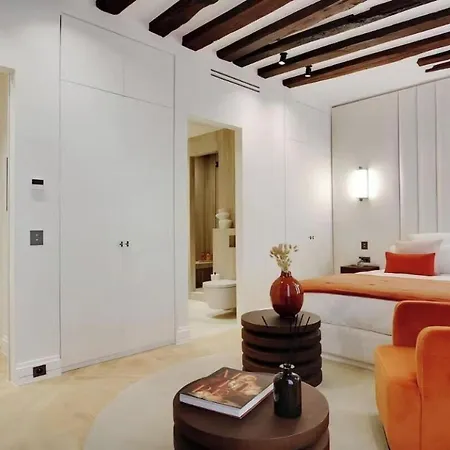 Saint-romain Luxury *
